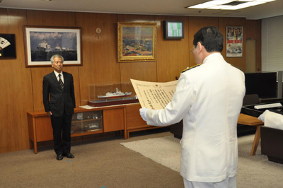 20120913nyk - 日本郵船／運航管理LNG船に海上保安庁長官表彰