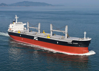 20120925ihimu - IHIMU／5万6000重量トン型ばら積み貨物運搬船引き渡し