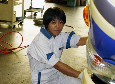 西濃運輸 女性技術社員誕生 物流ニュースのlnews 西濃運輸 女性技術社員誕生 物流ニュースのlnews