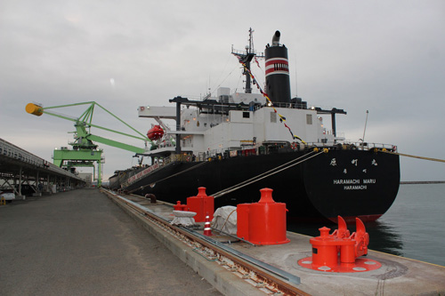 20121120nyk - 日本郵船／震災後初、石炭船が東北電力原町火力発電所に入港