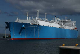 20130826sekiyuk1 - 国際石油開発帝石／直江津LNG 基地へ、液化天然ガス第一船入港