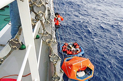 20150915mol 500x329 - 商船三井／グアム沖での遭難者救助が評価されAFRAS AMVER AWARD受賞