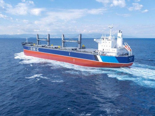20160118mitsuiz 500x374 - 三井造船／6万重量トン型ばら積み貨物運搬船引渡し