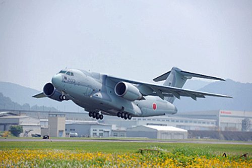 20160630kawasakig 500x333 - 川崎重工／C-2輸送機の量産初号機を防衛省に納入