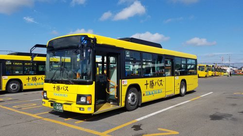 20160927yamato8 500x281 - ヤマト運輸／北海道の路線バス3社、宅急便をバスに積載、60km走行削減