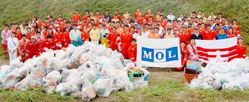 20161005mol 500x205 - 商船三井／鹿島灘海岸で清掃活動