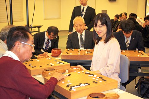 20161028senko2 500x334 - センコー／囲碁フェスティバル開催、ゲストに女流プロ棋士