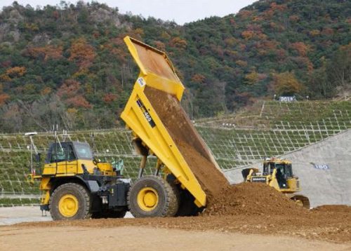 20170111kajima2 500x358 - 鹿島／建設現場で運搬と荷下ろし作業を自動化