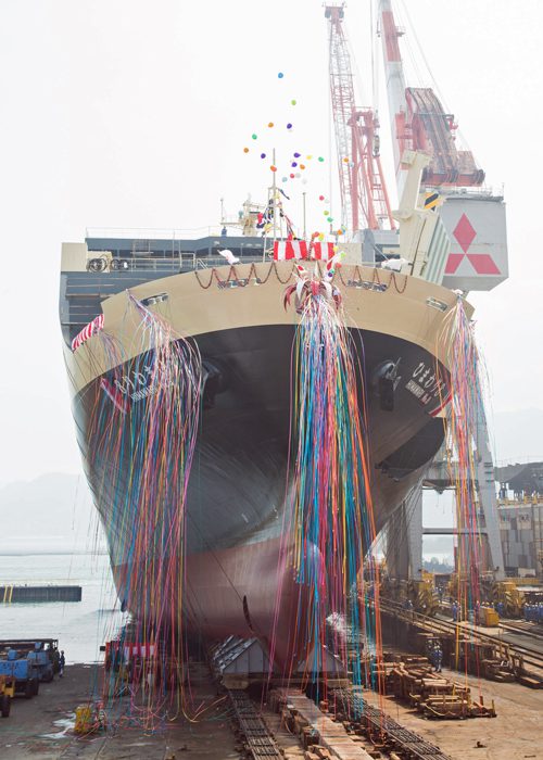 20170331nittsu1 500x700 - 日通／新造RORO船「ひまわり8」進水