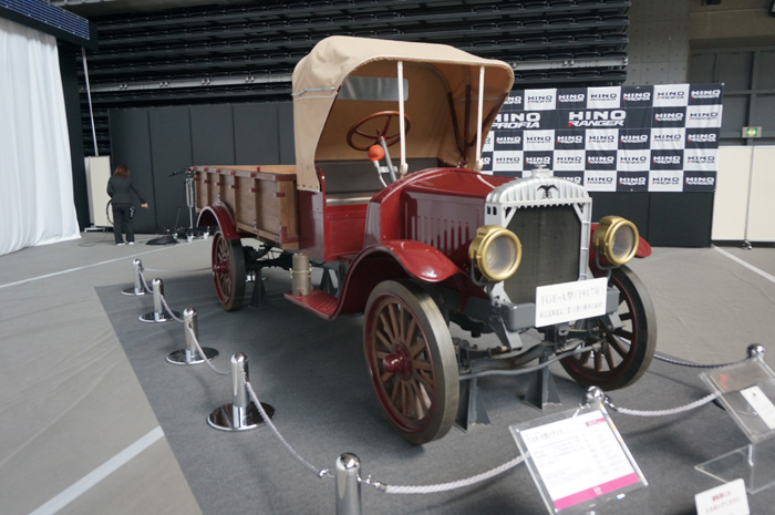日野自動車 埼玉アリーナで新型日野プロフィアと新型日野レンジャー発表 物流ニュースのｌｎｅｗｓ