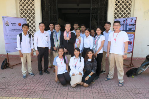20170721yusenlogi2 500x334 - 郵船ロジ／王立カンボジア農業大学で食品物流を講義