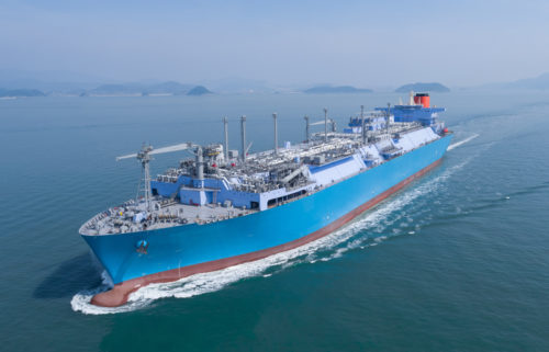 20170929molship1 500x321 - 商船三井／LNG再出荷能力を備えた世界最大のFSRU命名式