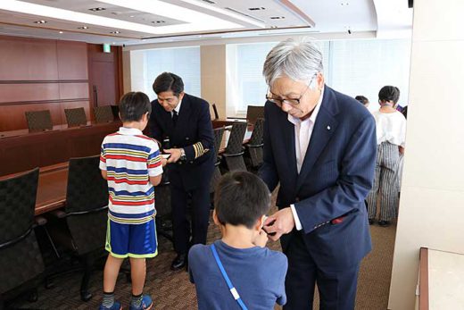 日本郵船/定時に親子で退社する「親子で早帰りデー」開催 20190819nyk22 520x347 - 日本郵船/定時に親子で退社する「親子で早帰りデー」開催