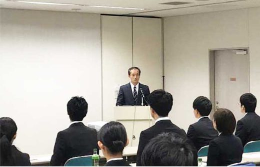キリングループロジ/20年入社予定者が物流現場を見学 20191002kgl 520x335 - キリングループロジ/20年入社予定者が物流現場を見学