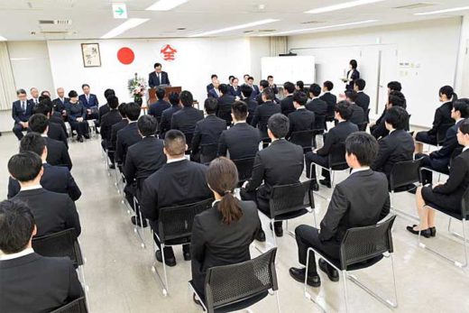 丸全昭和運輸/20年度入社予定者は43名、本社で内定式 20191003maruzen 520x347 - 丸全昭和運輸/20年度入社予定者は43名、本社で内定式