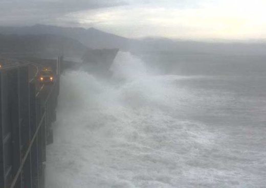 20191011taufu 520x368 - 台風19号／西湘バイパスと東名高速一部区間が通行止め