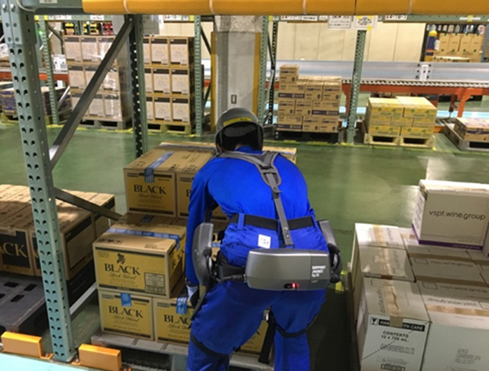 UPR/アサヒビール吹田工場でUPRアシストスーツ10台納入 20191120upr1 1 - UPR/アサヒビール吹田工場でUPRアシストスーツ10台納入