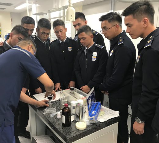 日本郵船/日本とフィリピンの学生が海事交流 photo4 520x469 - 日本郵船/日本とフィリピンの学生が海事交流