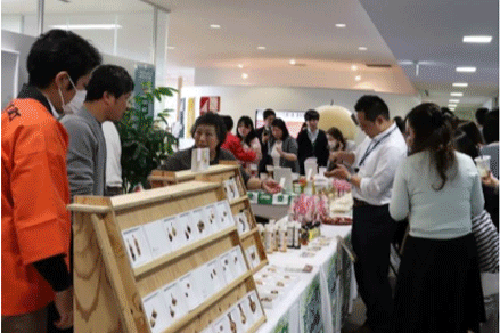 20200302nittsu1 - 日通／本社で鳥取県日南町の特産品販売会を実施