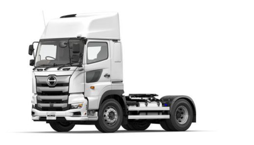 20200406hino 520x297 - 日野自動車／トラクター型「日野プロフィア」の安全装備拡充