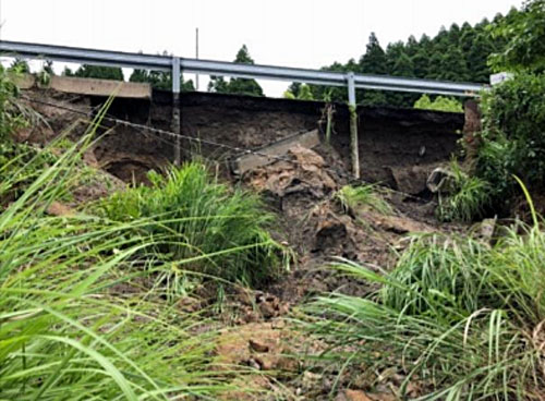 高速道通行止め2 九州自動車道解除 大分自動車道未解除 物流ニュースのｌｎｅｗｓ