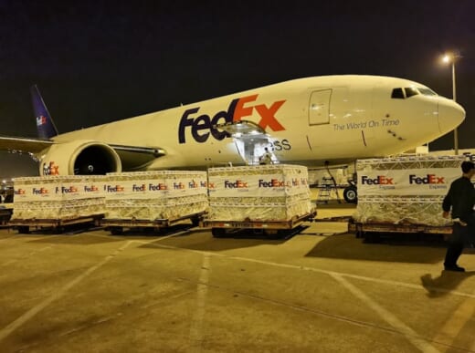 20210506fedex 520x387 - フェデックス／インドに新型コロナ対策の医療品輸送