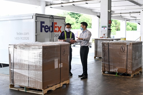 0412FedEx - フェデックス／多数小口貨物サービスで6つの仕向地の輸送時間短縮