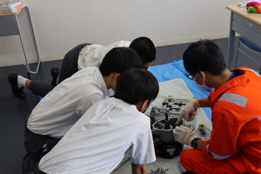 20220902nyk2 520x347 - 日本郵船／郵船みらいプロジェクトで都内中学生の職業体験に協力