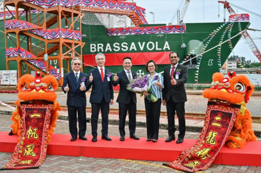 20221005syosenmitui 520x345 - 商船三井／シンガポールの新造LNG燃料供給船Brassavolaと命名