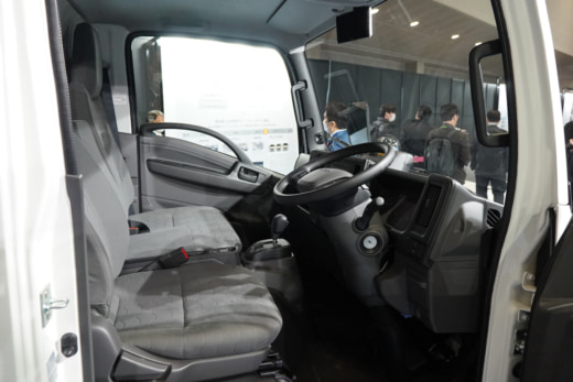 20230307isuzu5 520x347 - いすゞ／初のBEVは物流事業者と共同開発、満を持して製品化