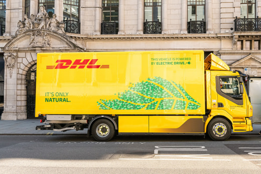 20230426dhl2 520x347 - DHL／CO2排出量可視化ソリューションの提供を開始