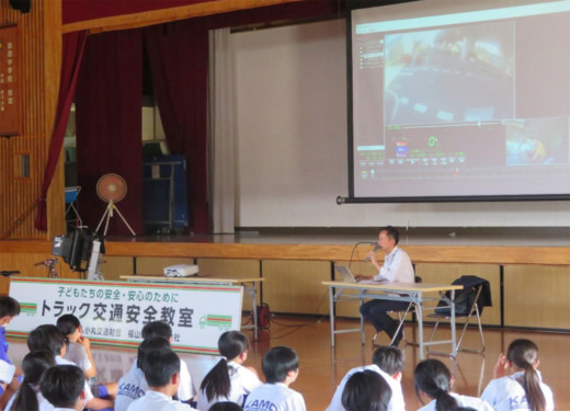 20230721fukutsu1 520x375 - 福山通運／広島県福山市の中学校で交通安全教室開催