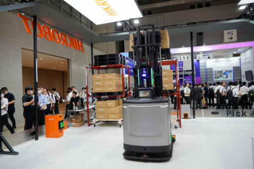 20230922robot8 520x347 - 迫る2024年　ロボット導入待ったなし！