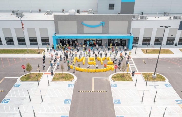 20241024amazon10 710x457 - 物流最前線／米・アマゾンの先端技術を披露｢Delivering the Future 2024｣