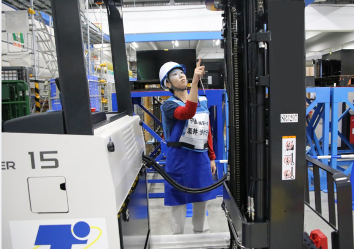 20241030SGGL01 710x499 - 佐川GL／フォークリフト運転技能コンテスト開催 実技に新項目追加