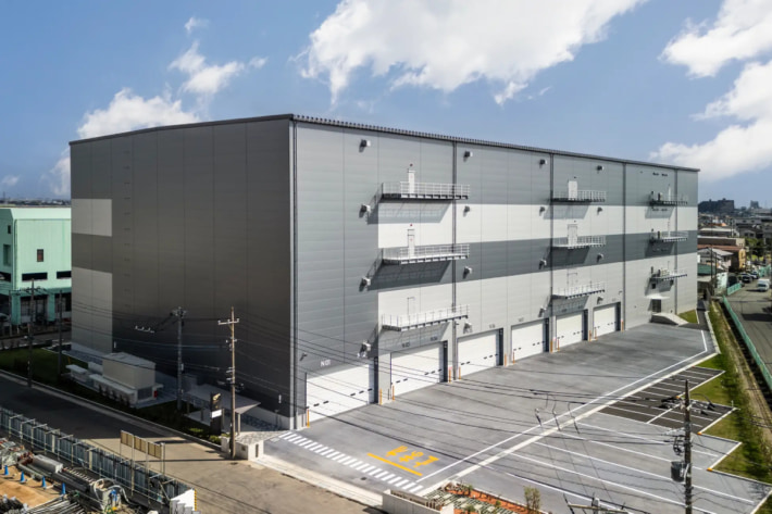 20241031CREsoka04 710x473 - CRE／埼玉県草加市に1.6万m2の物流施設竣工