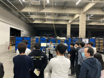 佐川グローバルロジスティクス、JILS主催の「ロジスティクス・物流研究プロジェクト」に協力 「Xフロンティア」内の「EC Logi Tokyo」でのロボット活用の様子