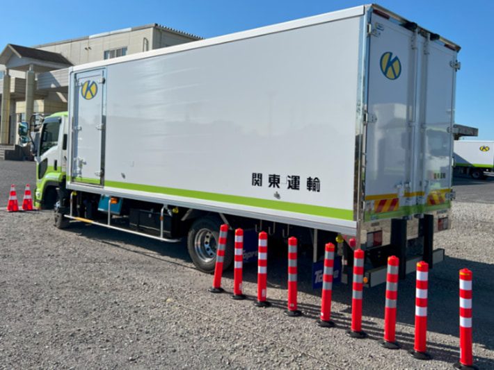 20241220kantounnyu03 710x533 - 関東運輸／安全教育としてトラック実技講習を実施