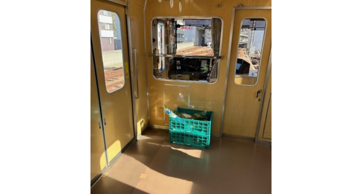 20250106Kobedentetsu01 710x381 - 神戸市ほか／神戸電鉄で貨客混載の実証実験 農作物を配送