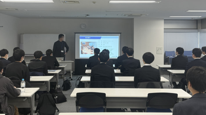 20250205yamatane01 710x398 - ヤマタネ／深川営業所で大学生20名に見学会 物流への理解深める