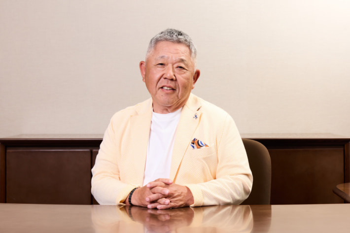 kantsu tatsushiro P 710x473 - 物流最前線／関通の達城社長に聞くEC物流の生存戦略 根幹に「お客様第一主義」