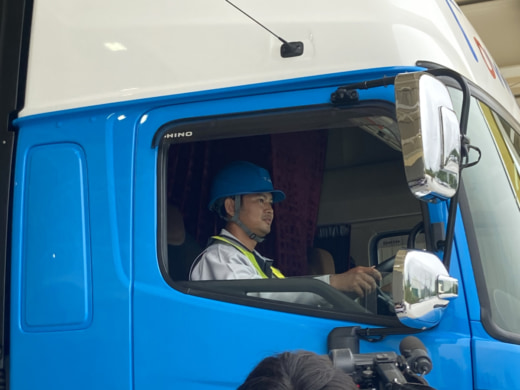 キャムグローバル/採用支援行ったタイ出身の2人が宮城県の富田運輸に入社 20250924tomita02 520x390 - キャムグローバル/採用支援行ったタイ出身の2人が宮城県の富田運輸に入社