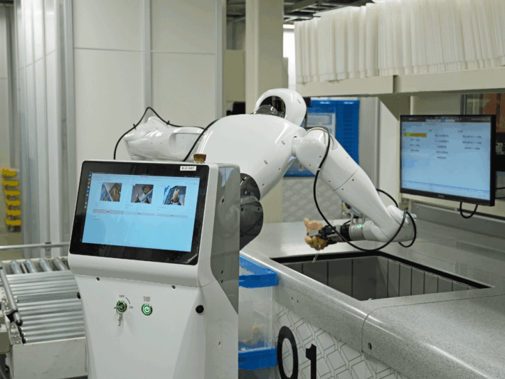 山善・東京納品代行・INSOL-HIGH/ヒューマノイド初の物流現場への試験導入を公開 1030yamazen7 710x533 - 山善・東京納品代行・INSOL-HIGH/ヒューマノイド初の物流現場への試験導入を公開