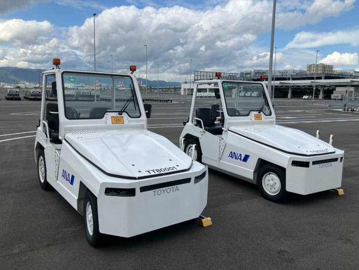 20251014ANA01 710x533 - ANA／神戸空港で航空機地上支援機材のEV車両を導入、CO2削減へ