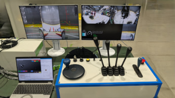 遠隔フォークリフト操作卓