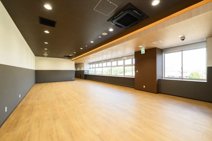 拓洋/埼玉県久喜市で1.76万m2の冷凍冷蔵倉庫「いちご久喜物流センター」が竣工 bb261dbda865bfe6f0421edb4b882371 710x473 - 拓洋/埼玉県久喜市で1.76万m2の冷凍冷蔵倉庫「いちご久喜物流センター」が竣工