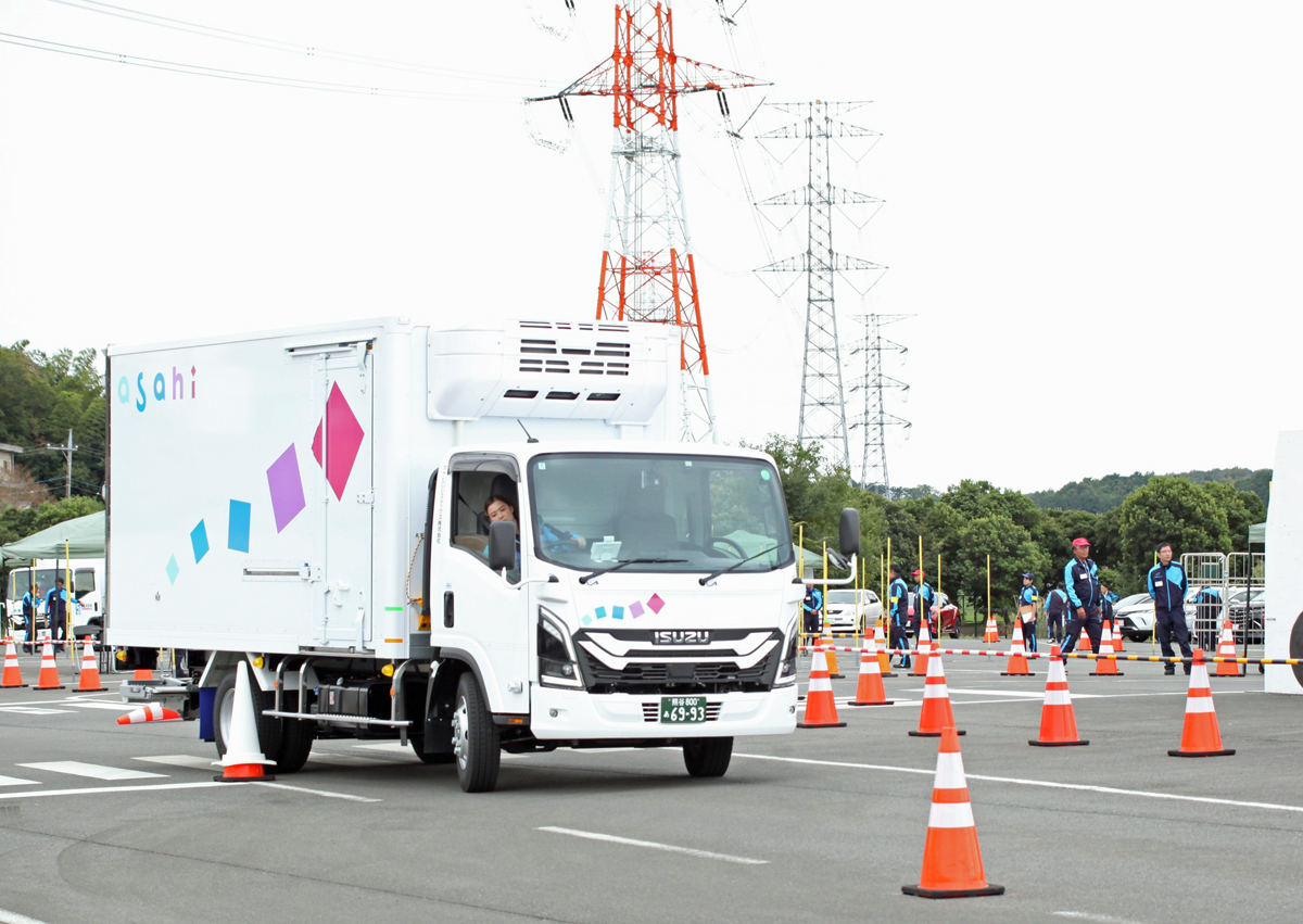 アサヒロジスティクス/ドライバーコンテスト開催、4種目で技術競う 20251110asahilogistics02 - アサヒロジスティクス/ドライバーコンテスト開催、4種目で技術競う