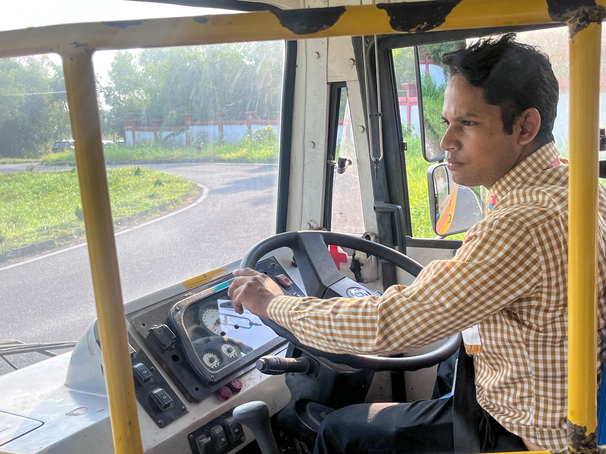 セイノースタッフサービス/インド人トラックドライバー6人の採用を決定 20251111se02 - セイノースタッフサービス/インド人トラックドライバー6人の採用を決定