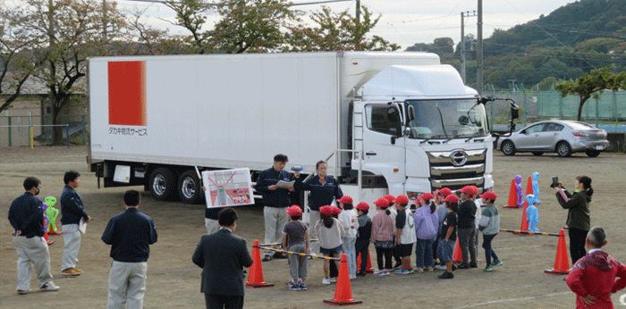 タカキ物流サービス/パン配送のトラックがエコドライブで優秀賞 1216takaki2 - タカキ物流サービス/パン配送のトラックがエコドライブで優秀賞