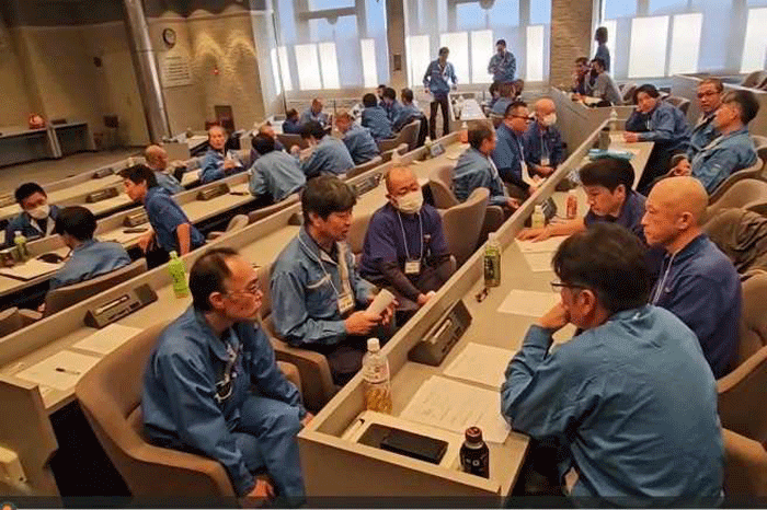 高末/トラックドライバーが企画・運営する「運転安全大会」を開催 1218takasue2 - 高末/トラックドライバーが企画・運営する「運転安全大会」を開催